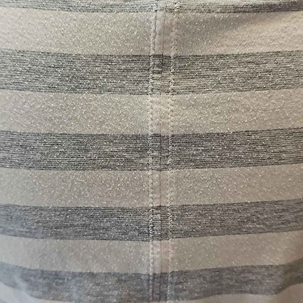 206. Lululemon Devotion long sleeve - Picture 7 of 8